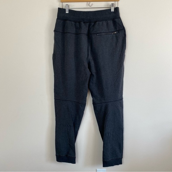 Lululemon Cross Cut Jogger